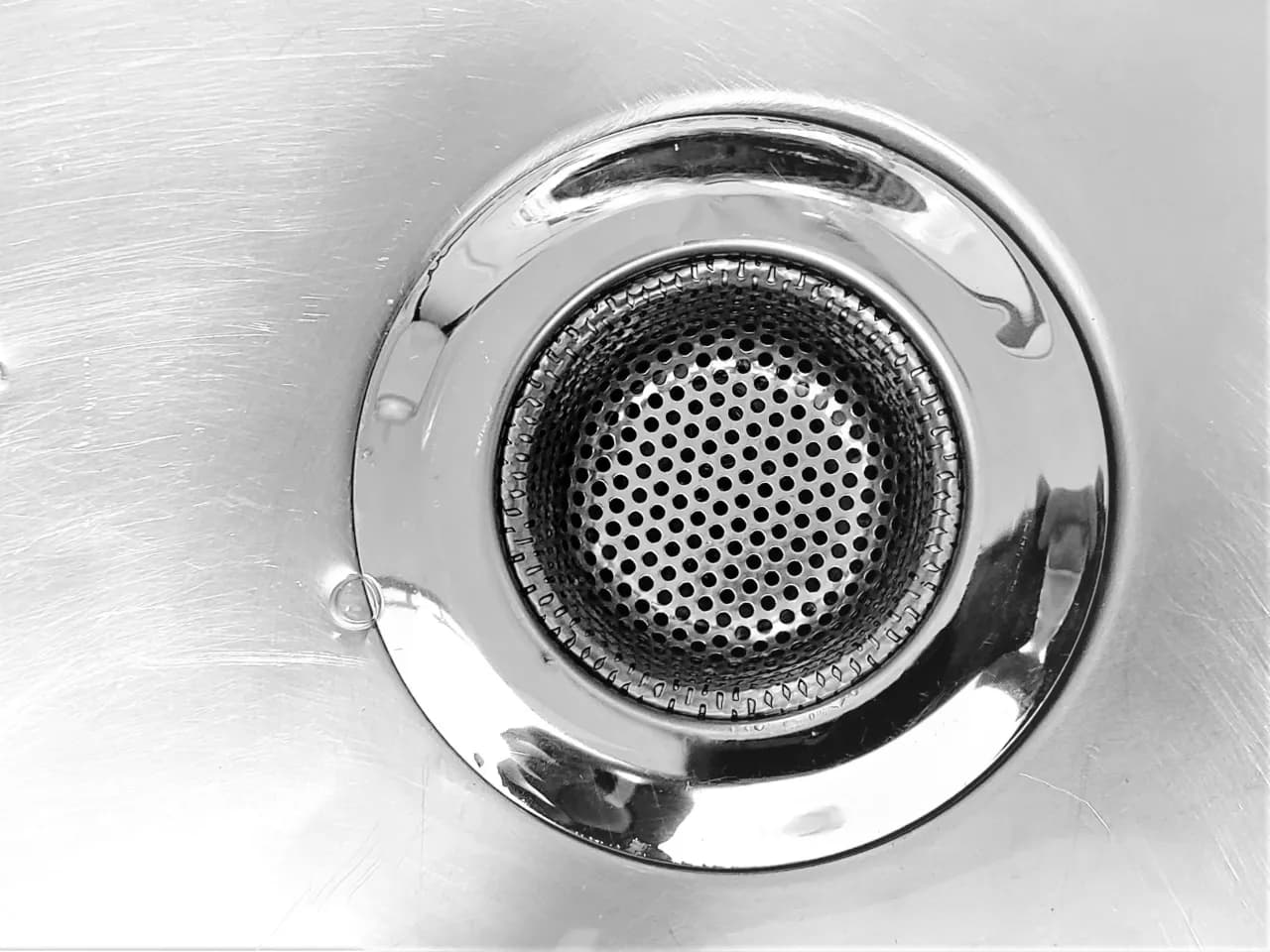 Jak przepchać zlew soda - skuteczne metody na uciążliwe zatory