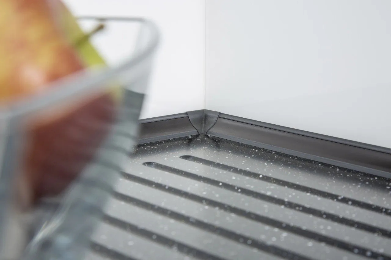 Listwa przyblatowa czy silikon – co wybrać dla trwałego wykończenia?