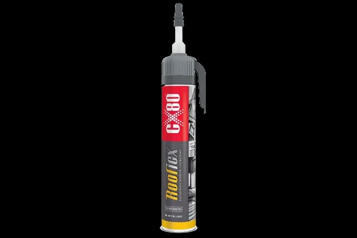 Uszczelniacz dekarski czy silikon - co wybrać do naprawy dachu?